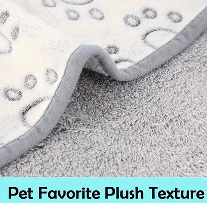 Baobab™ CozyPaws Pet Blanket